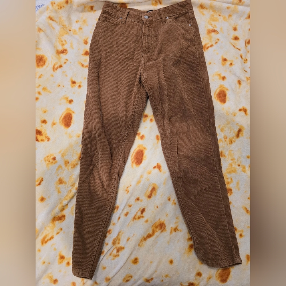 BDG size 27 Mom High Rise Corduroy Pants
